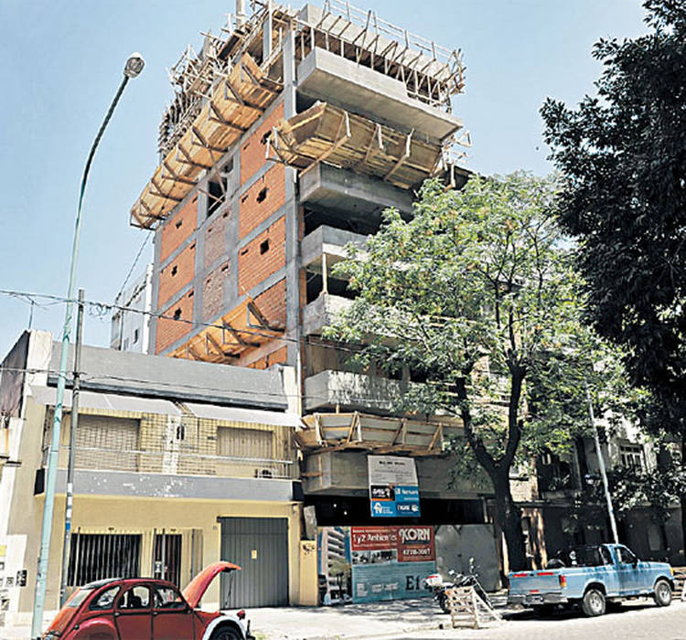 Vecinos de Caballito frenan una obra en construcción